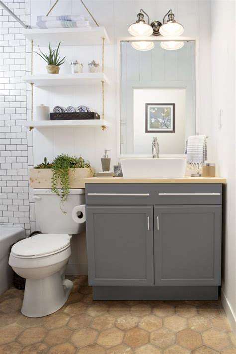 1.SmartStorageSolutionsforSmallBathrooms