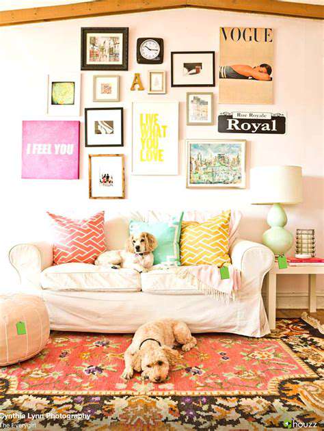 Expert Tips for Designing a Bedroom with Superior Storage and Ambiance

