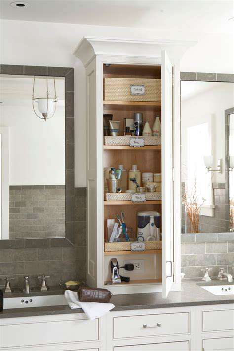 SmartStorageSolutionsforaTightBathroom