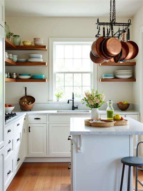 Creative Solutions for Kitchen Design Focused on Open Concepts and Storage